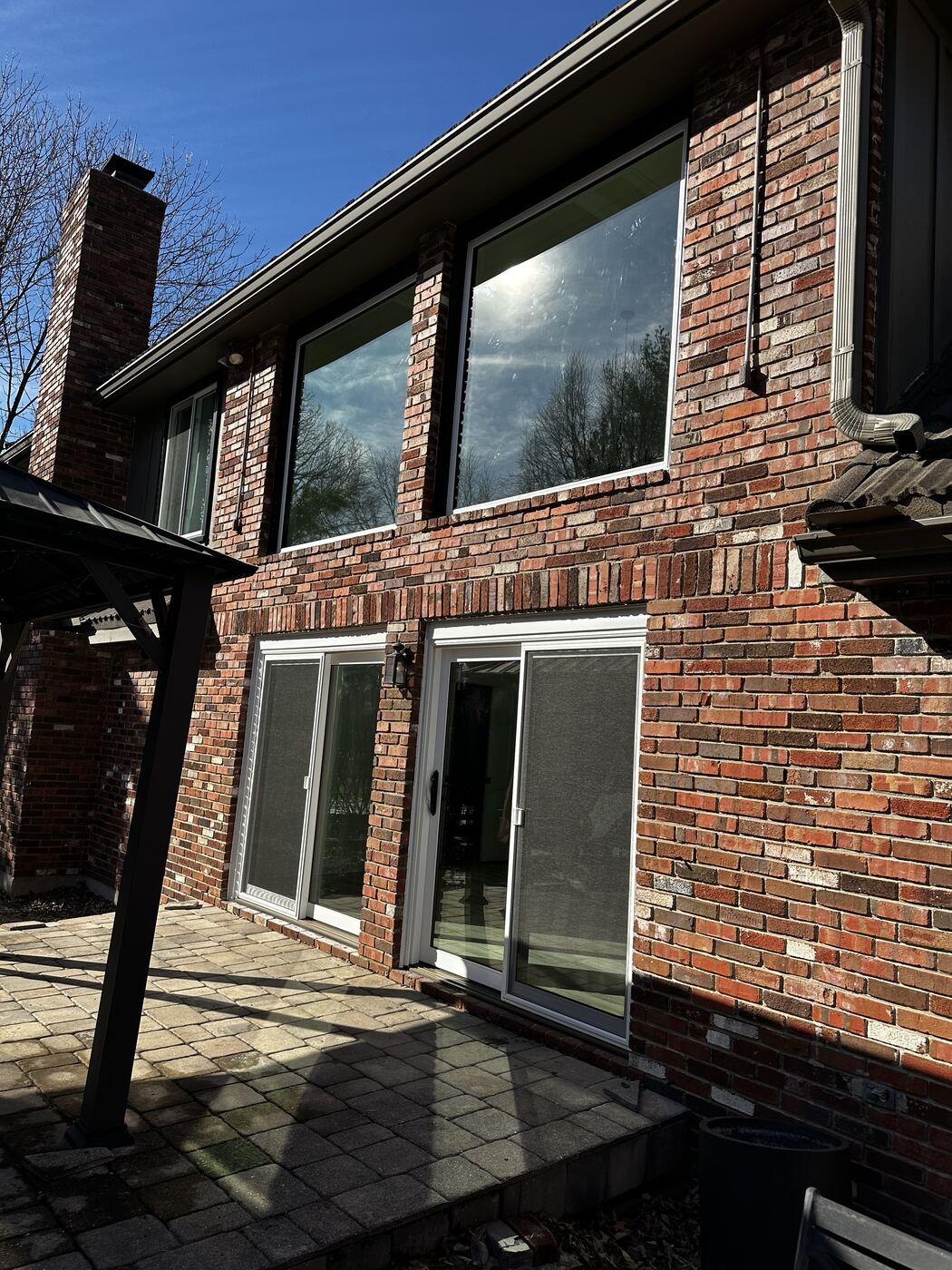 Window installation in Leawood, KS
